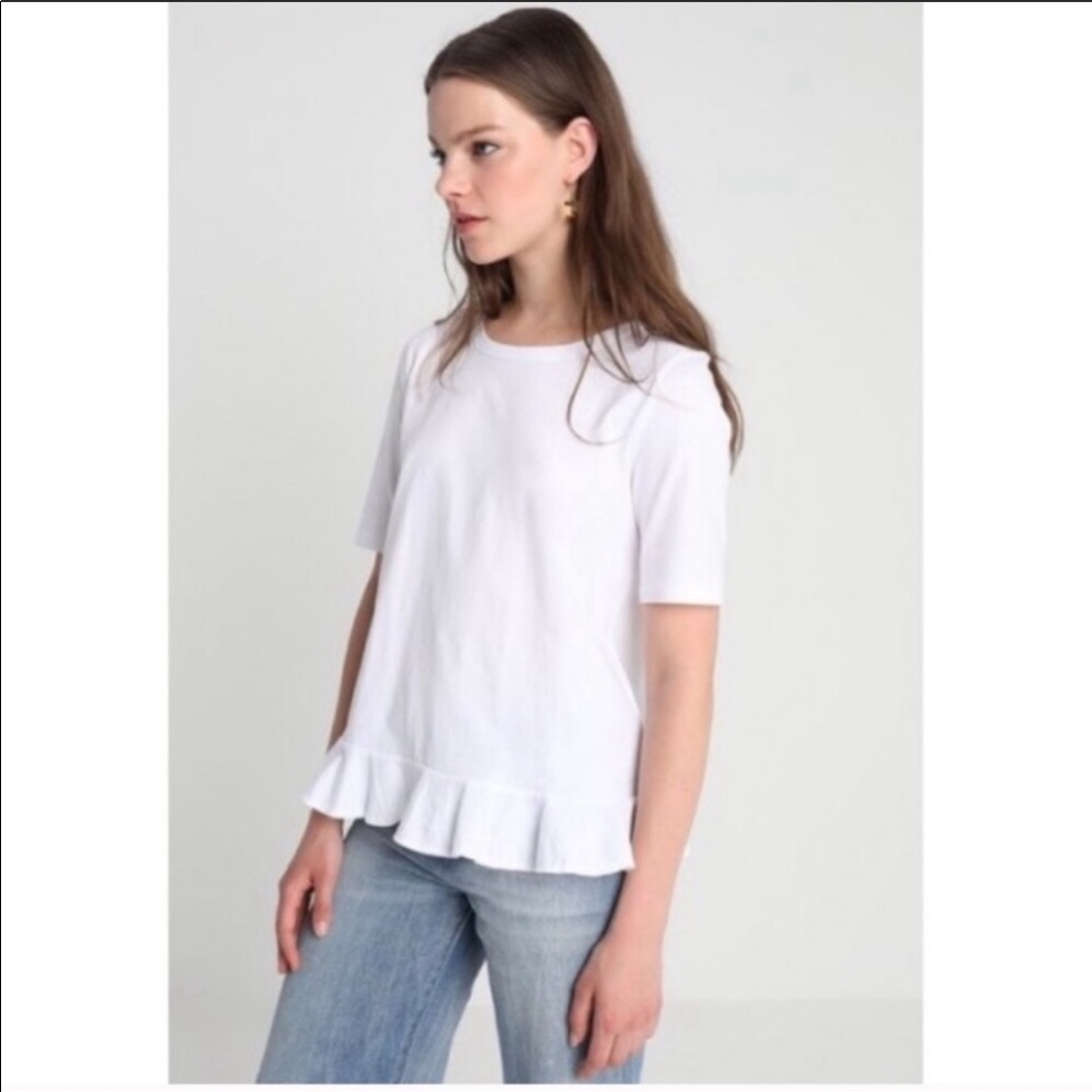 Banana Republic Gray Striped Ruffle Tee